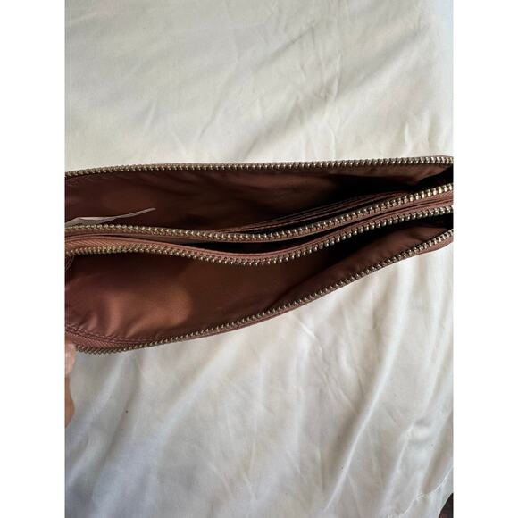 Lululemon Now and Always Pouch - Picture 10 of 15